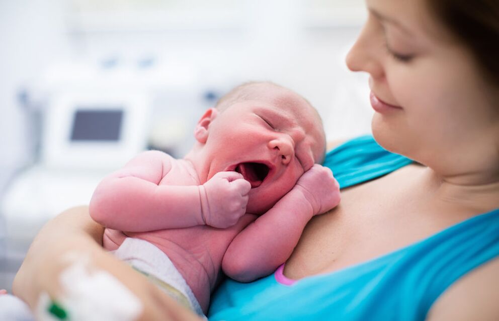 O virus do papiloma humano transmítese de nai a fillo durante o parto